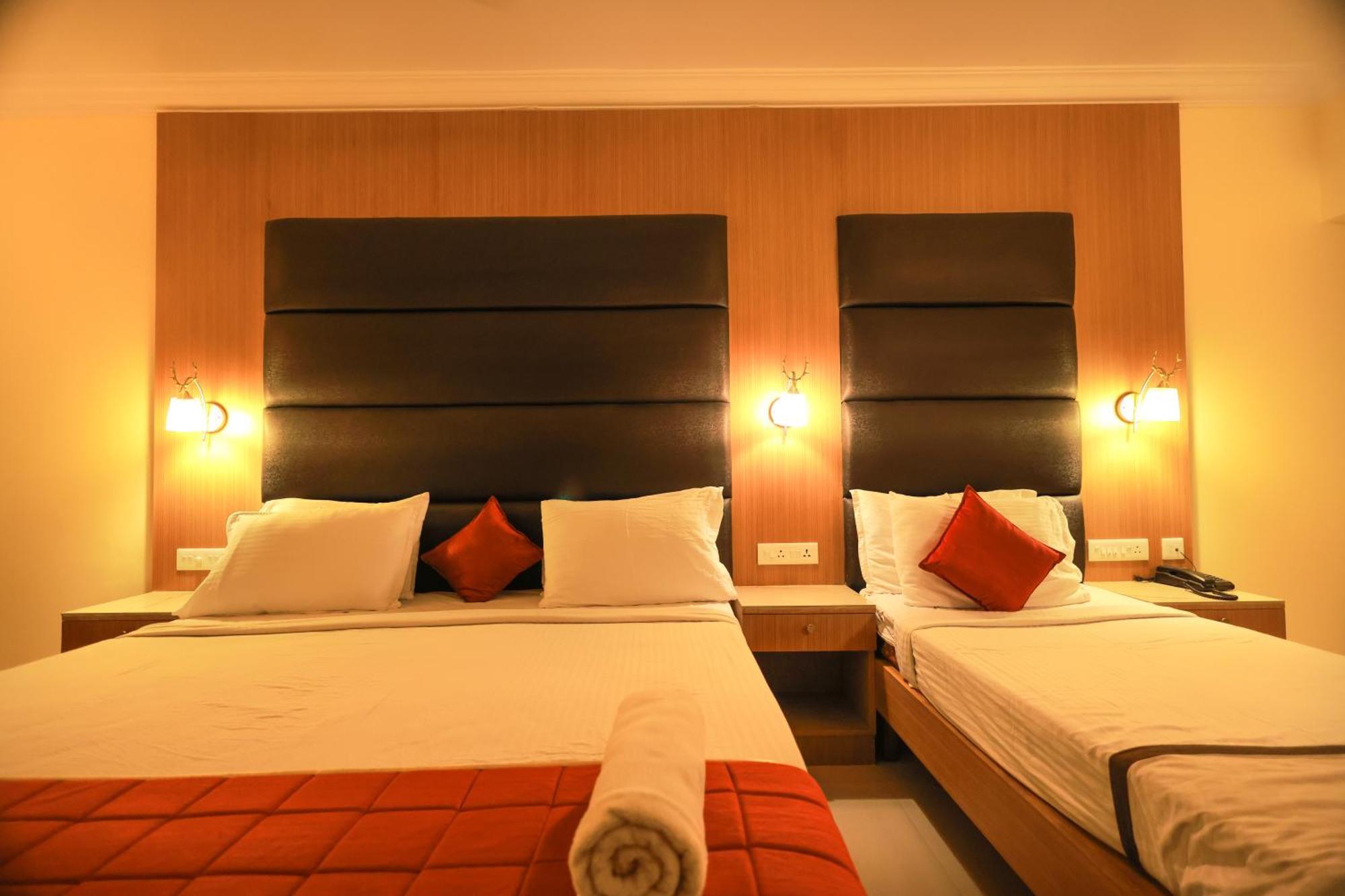 Hotel Sangam Komoryn Zewnętrze zdjęcie