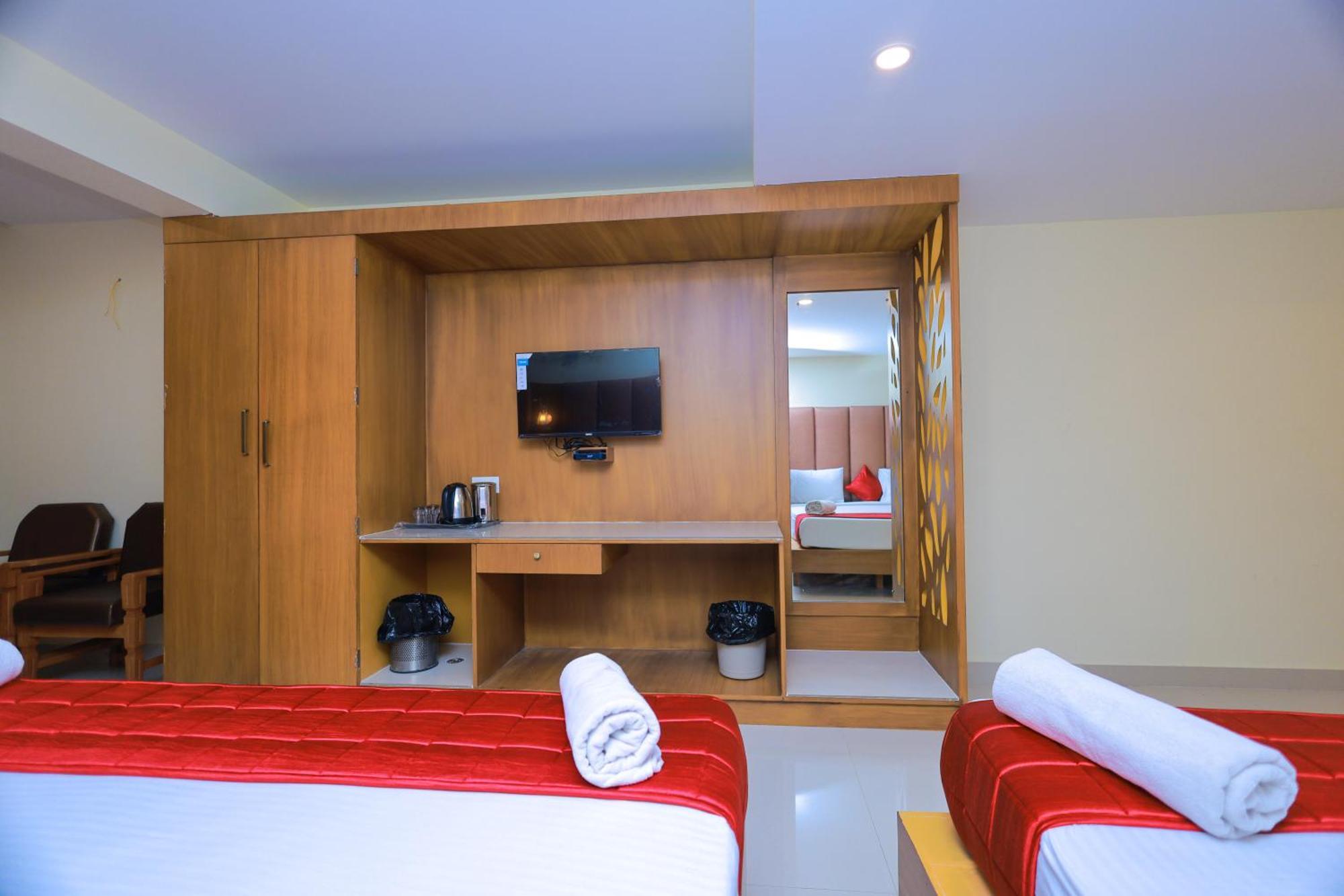 Hotel Sangam Komoryn Zewnętrze zdjęcie