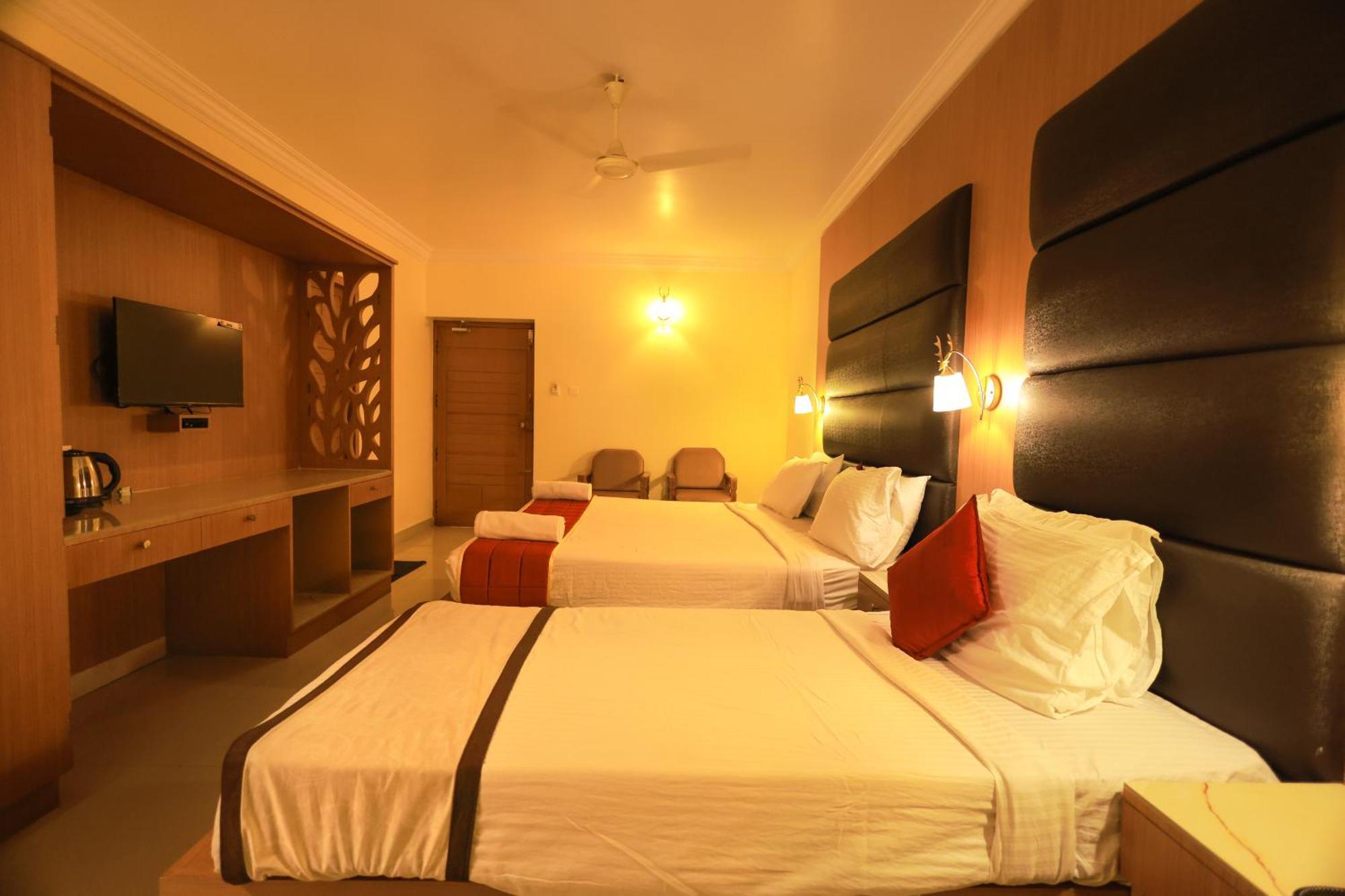 Hotel Sangam Komoryn Zewnętrze zdjęcie