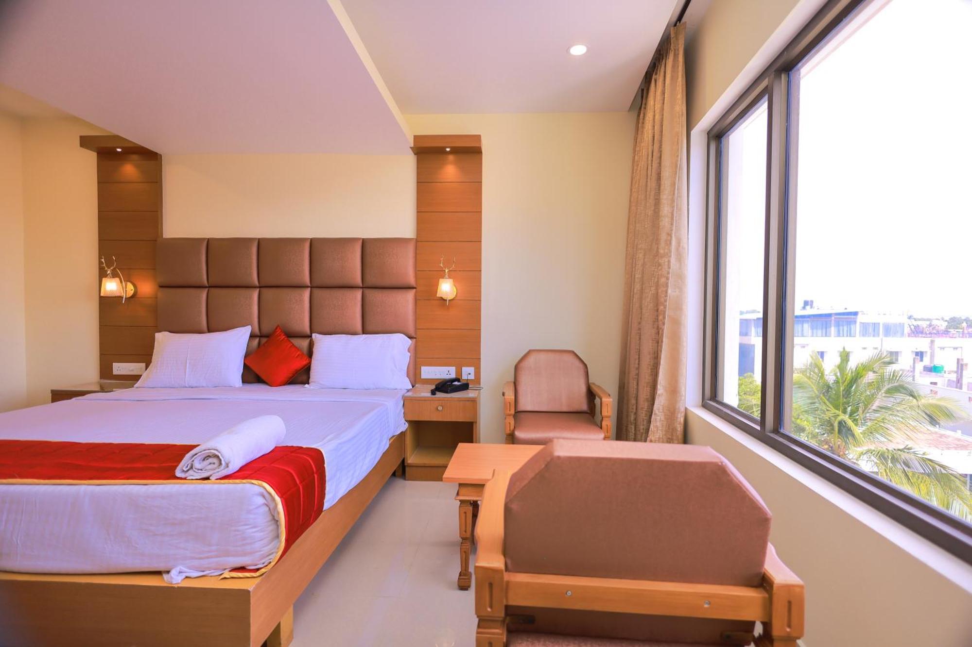 Hotel Sangam Komoryn Zewnętrze zdjęcie