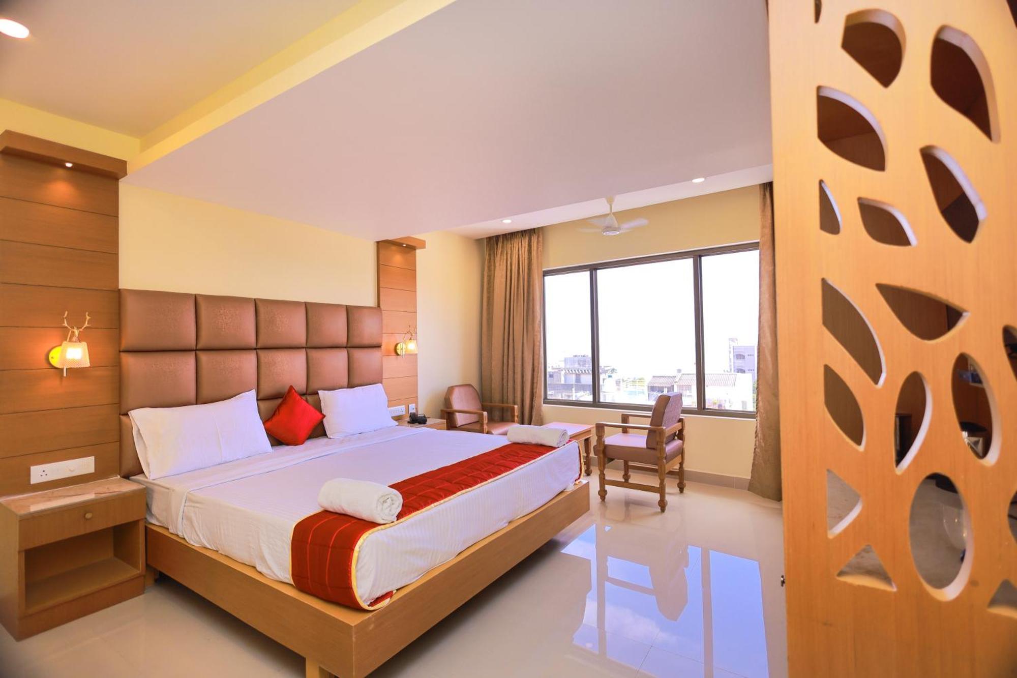 Hotel Sangam Komoryn Zewnętrze zdjęcie