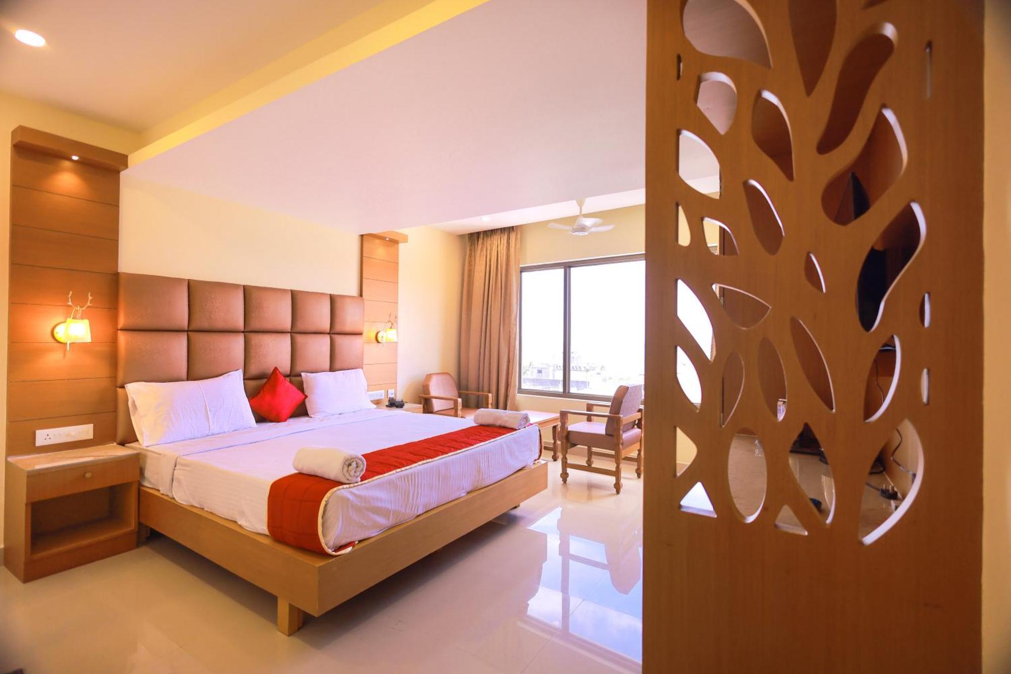 Hotel Sangam Komoryn Zewnętrze zdjęcie