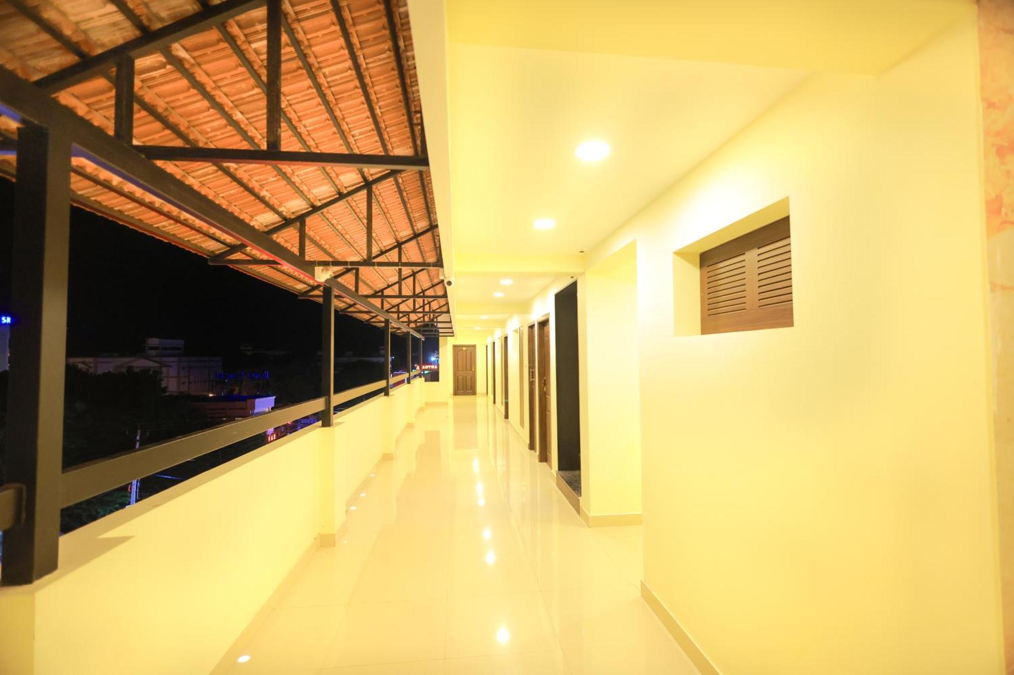 Hotel Sangam Komoryn Zewnętrze zdjęcie