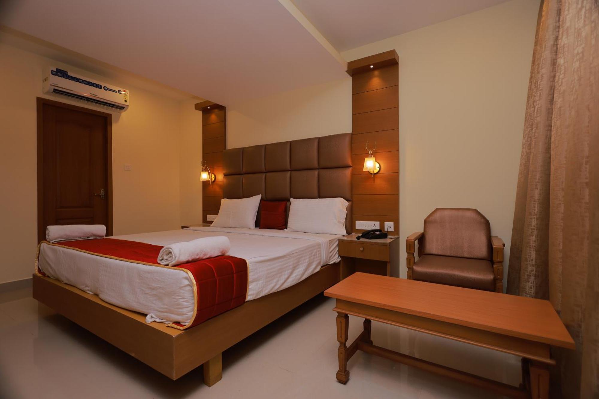 Hotel Sangam Komoryn Zewnętrze zdjęcie