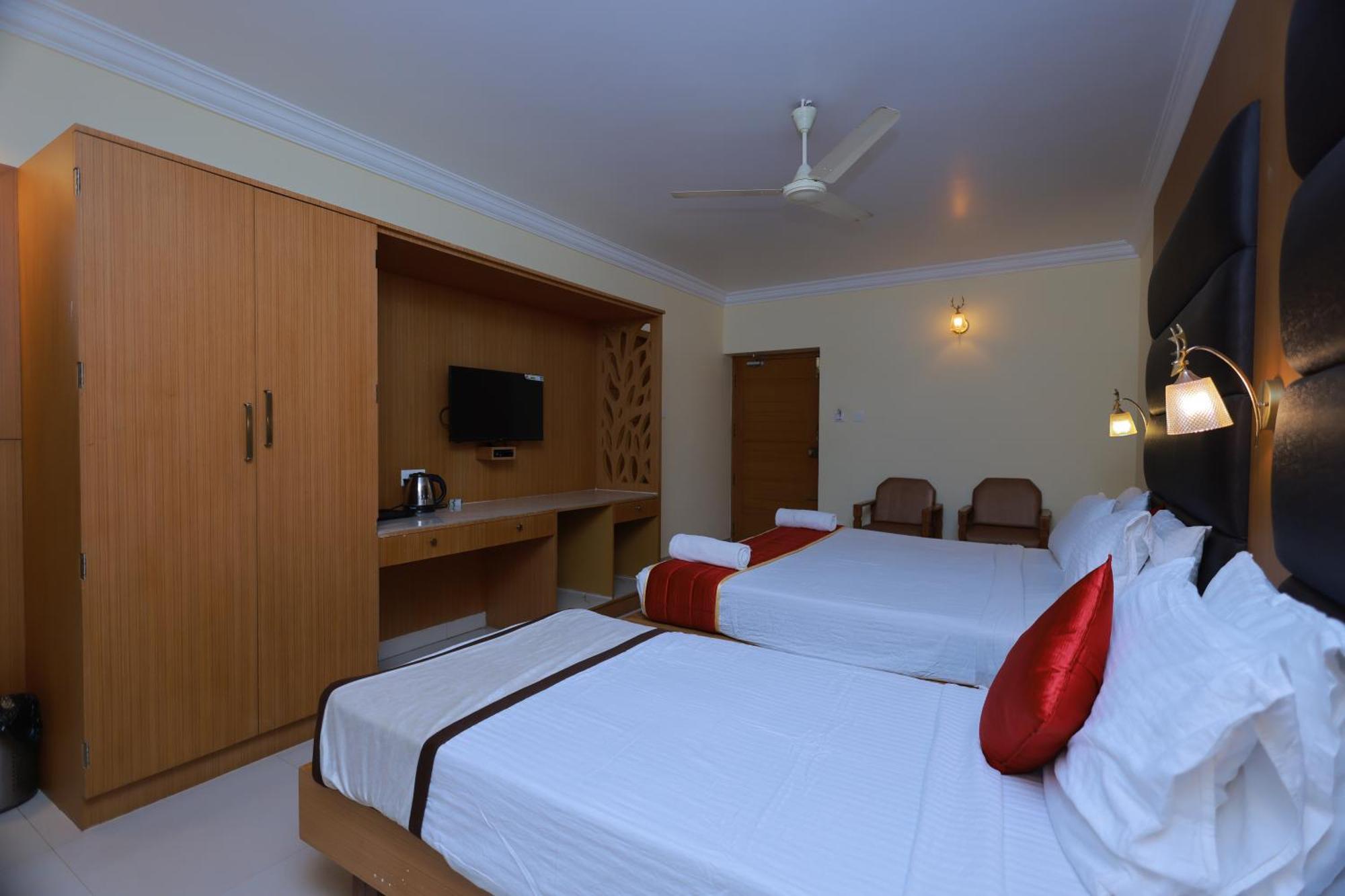 Hotel Sangam Komoryn Zewnętrze zdjęcie