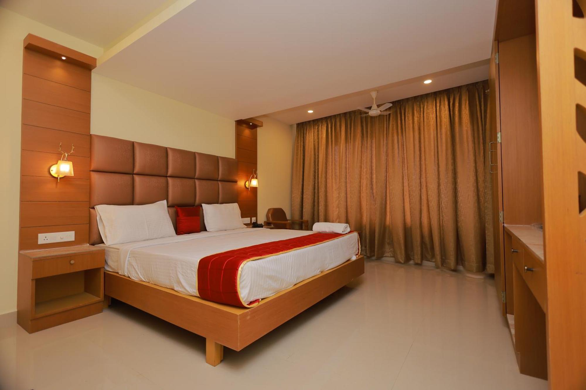 Hotel Sangam Komoryn Zewnętrze zdjęcie