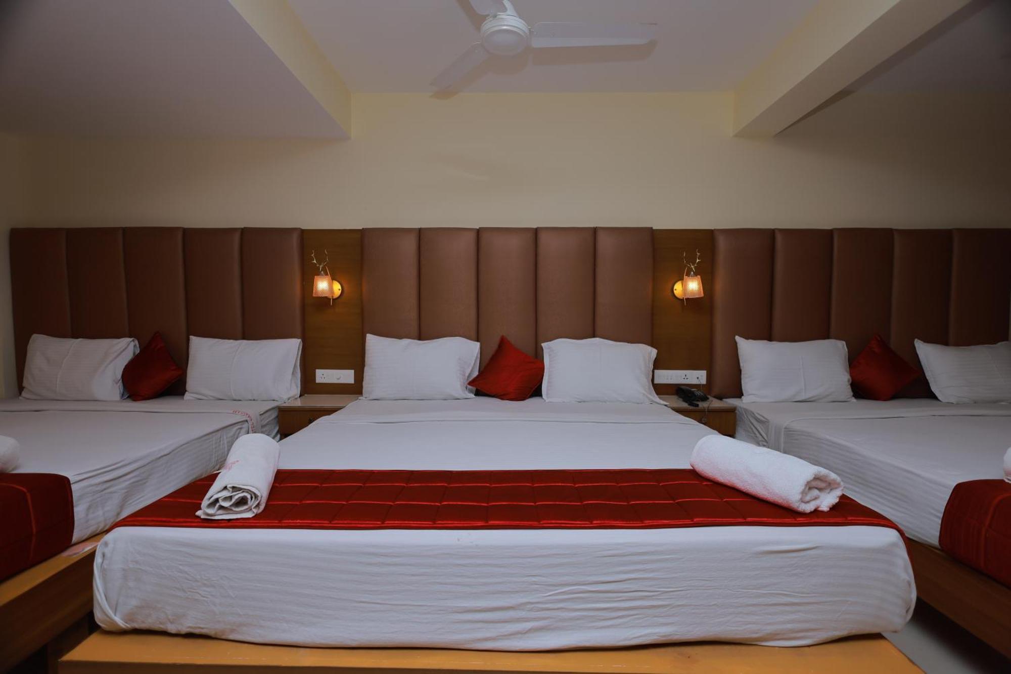 Hotel Sangam Komoryn Zewnętrze zdjęcie