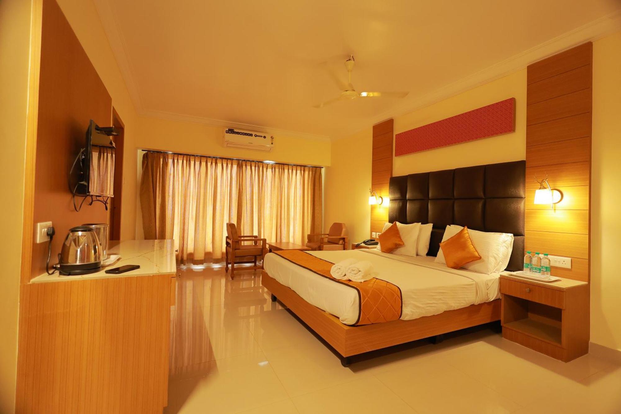 Hotel Sangam Komoryn Zewnętrze zdjęcie