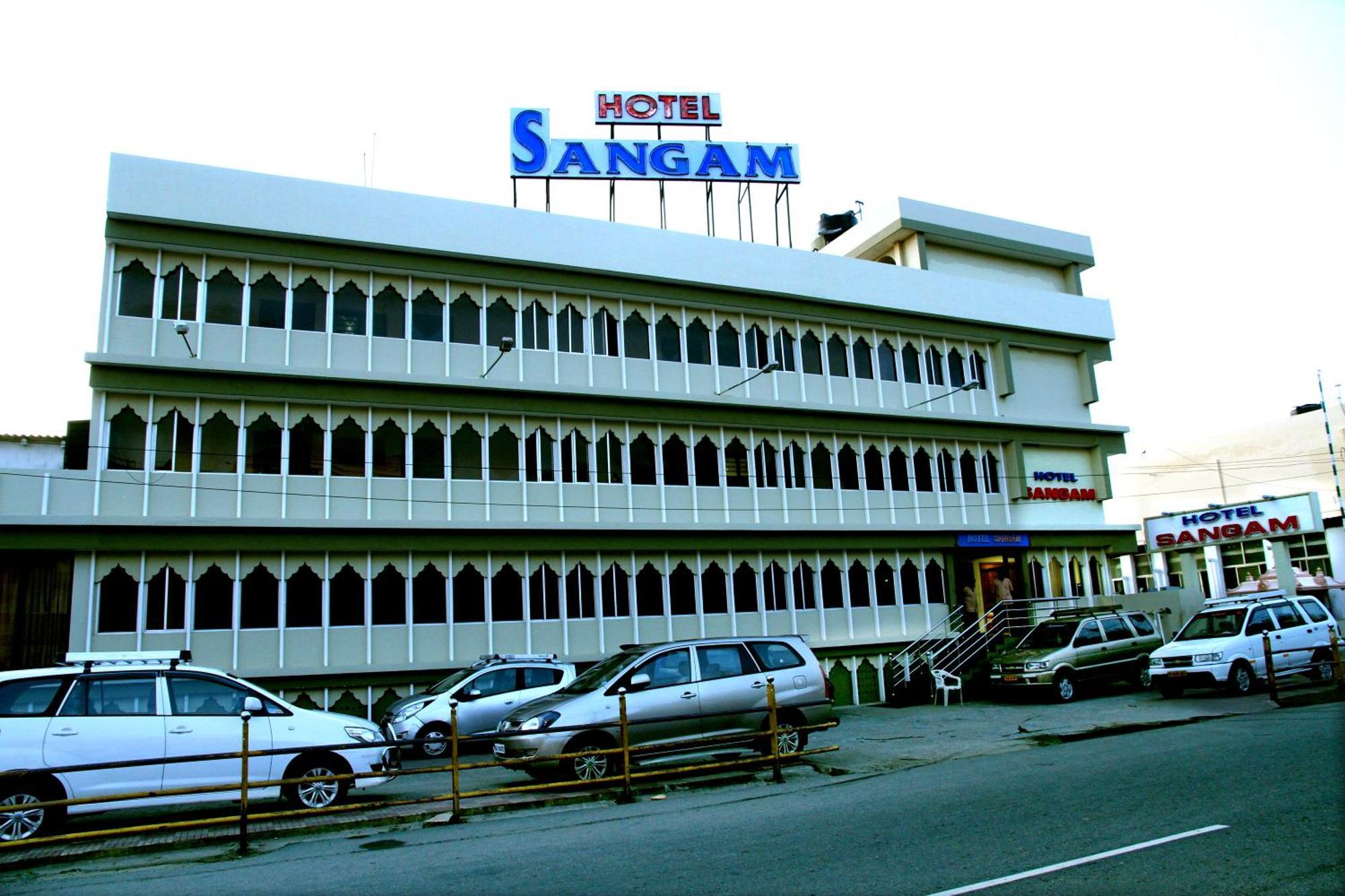 Hotel Sangam Komoryn Zewnętrze zdjęcie